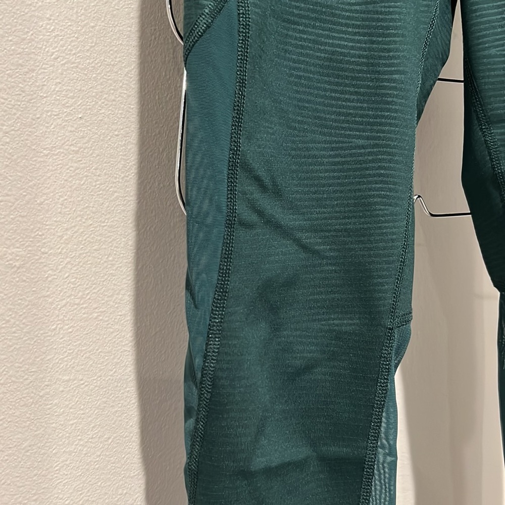 Old navy active dark green leggings - Picture 2 of 6